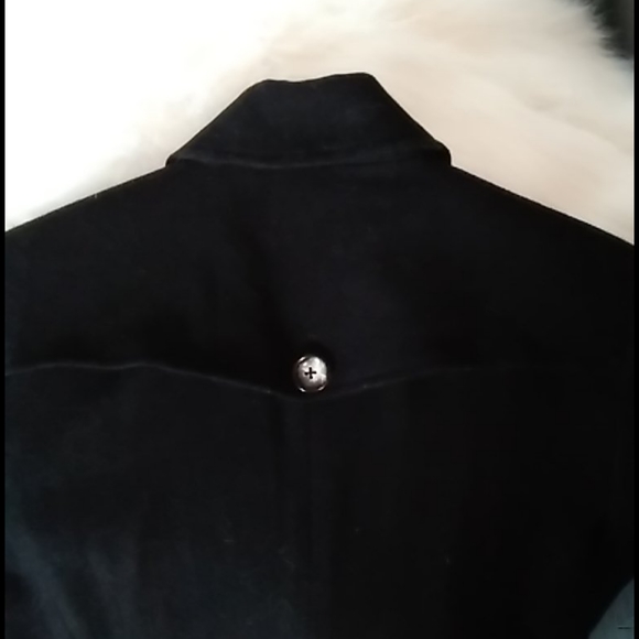 💯% Wool 🌟Cropped🌟 Blazer - Picture 12 of 13